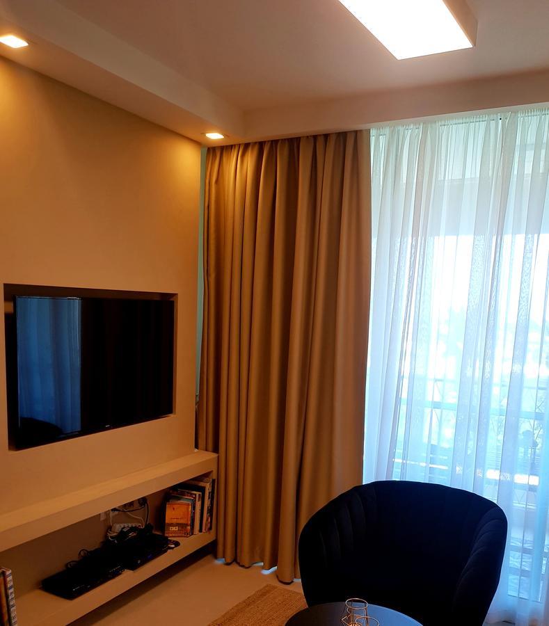 Neot Golf, Ziv'S Place Цезарея Екстериор снимка